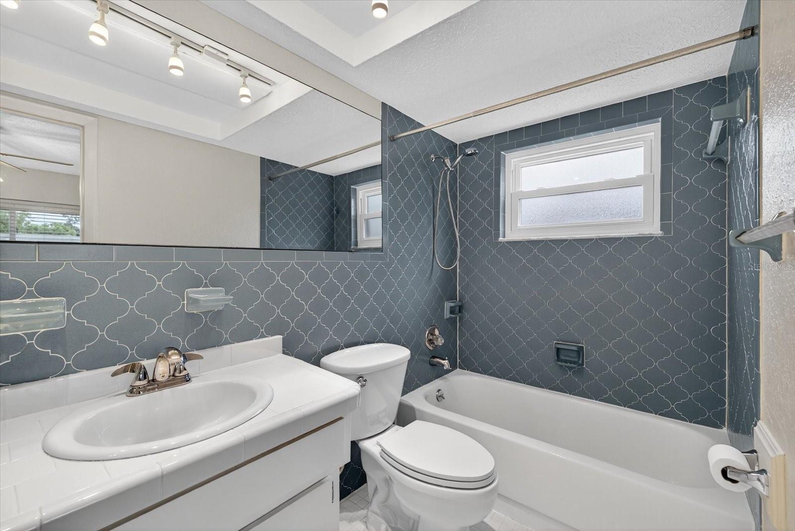 Image 17 of 32 For 12903 Cedar Ridge Drive
