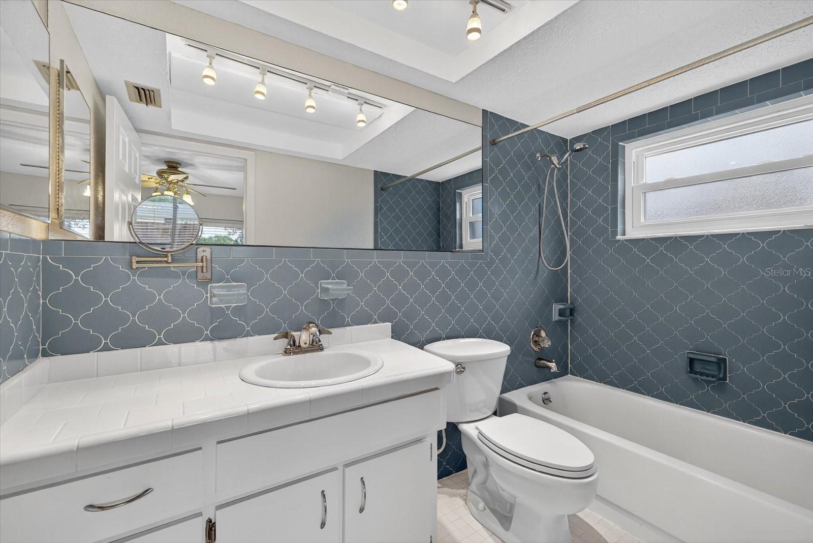 Image 18 of 32 For 12903 Cedar Ridge Drive