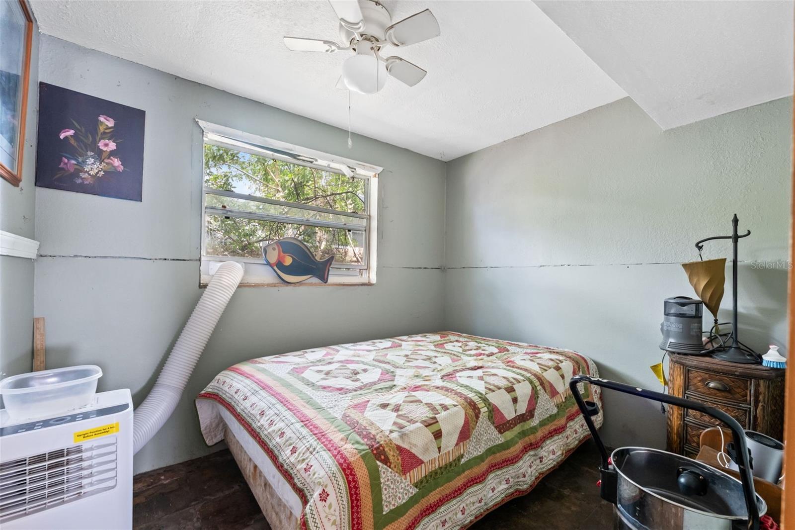 Image 13 of 48 For 5853 Mariposa Drive