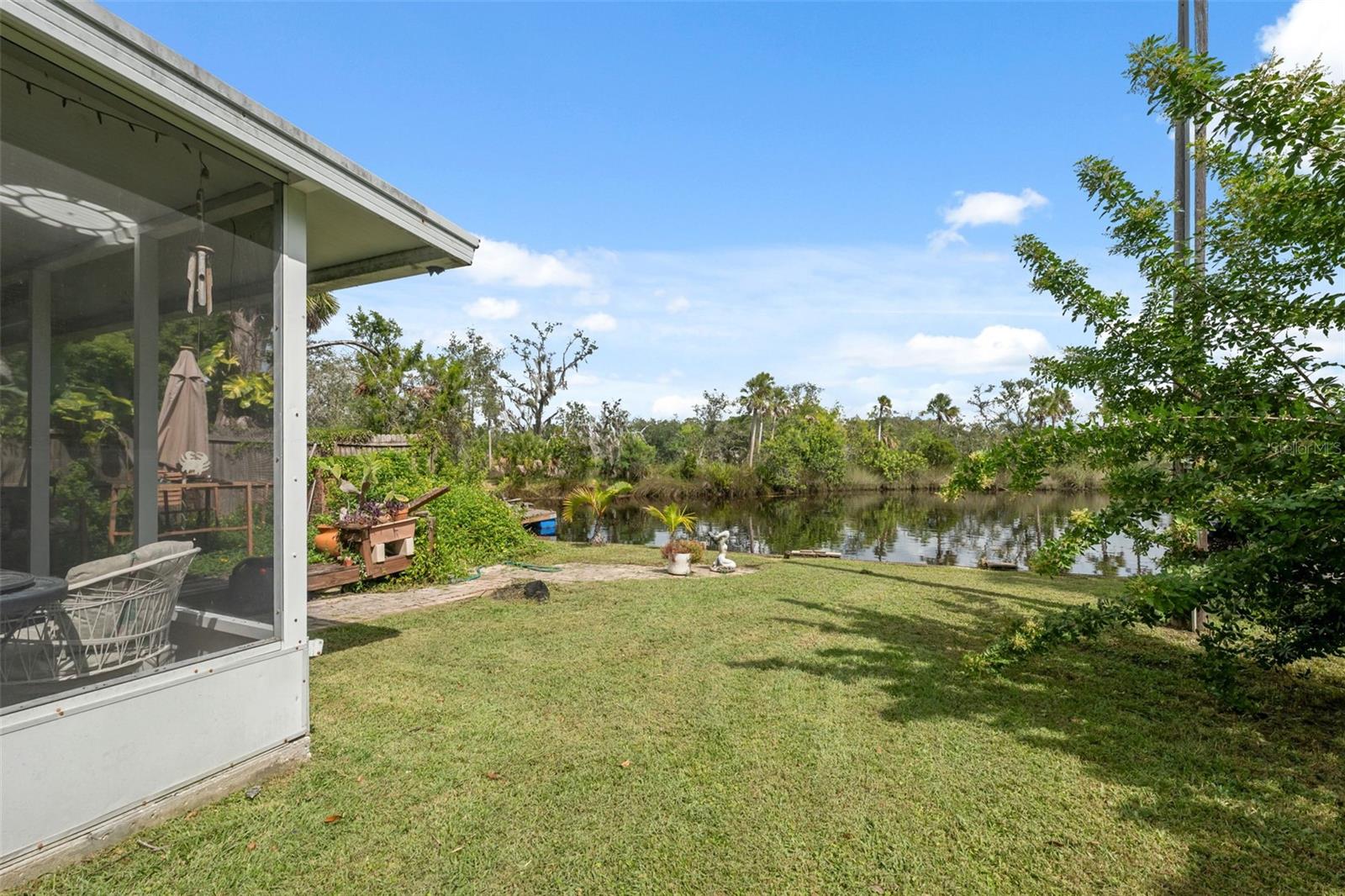 Image 23 of 48 For 5853 Mariposa Drive