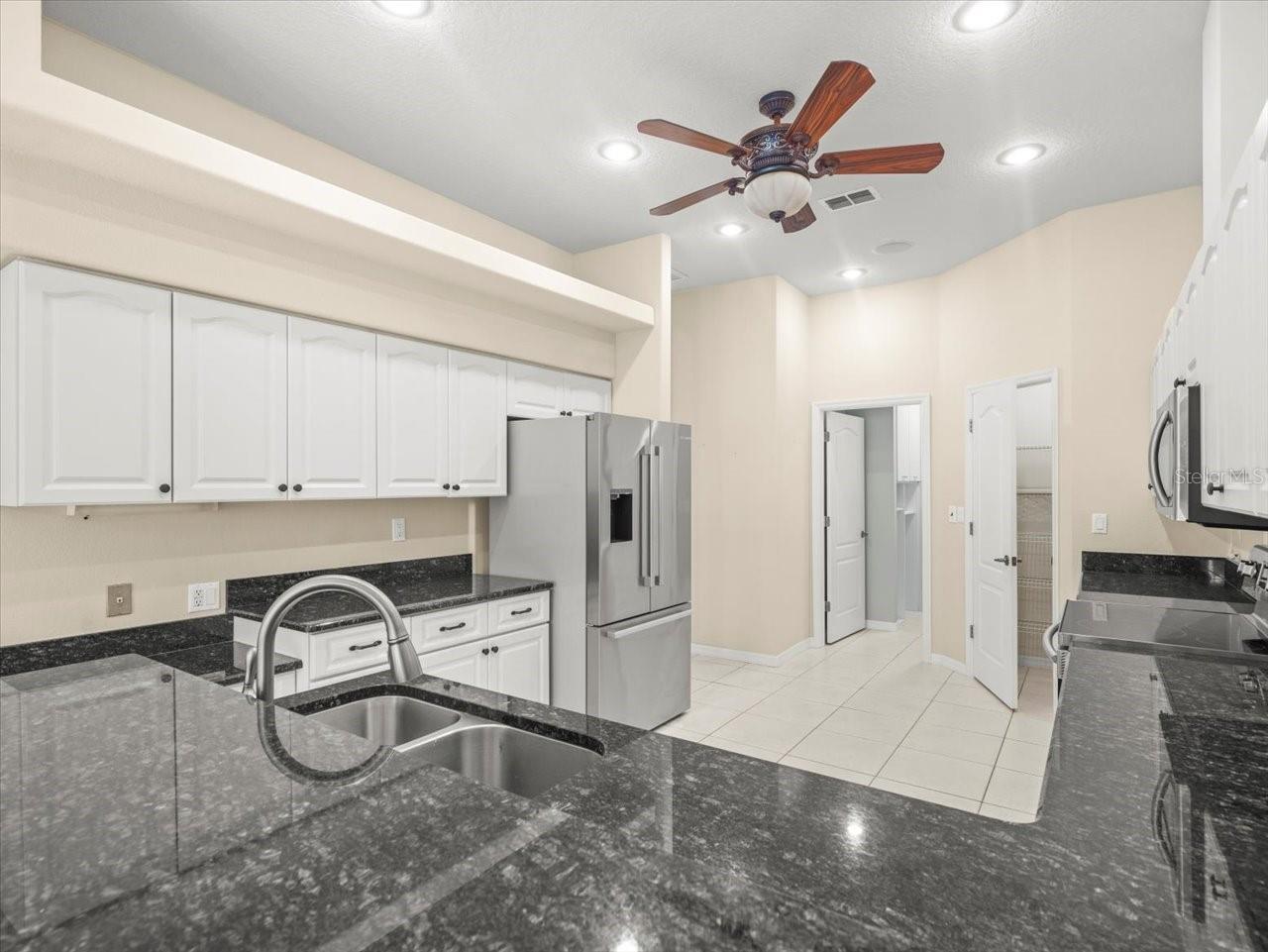 Image 18 of 60 For 9037 Penelope Drive