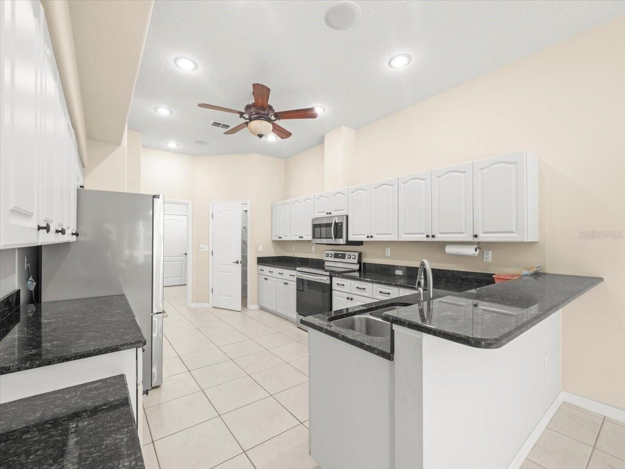 Image 19 of 60 For 9037 Penelope Drive