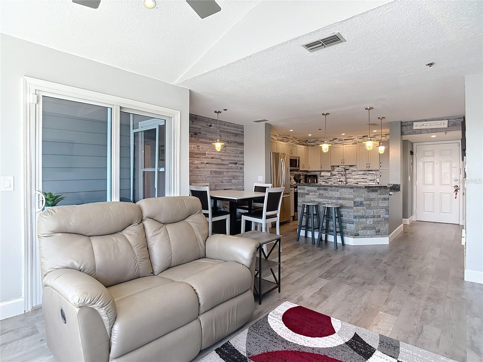 Image 36 of 75 For 5722 Biscayne Court 304