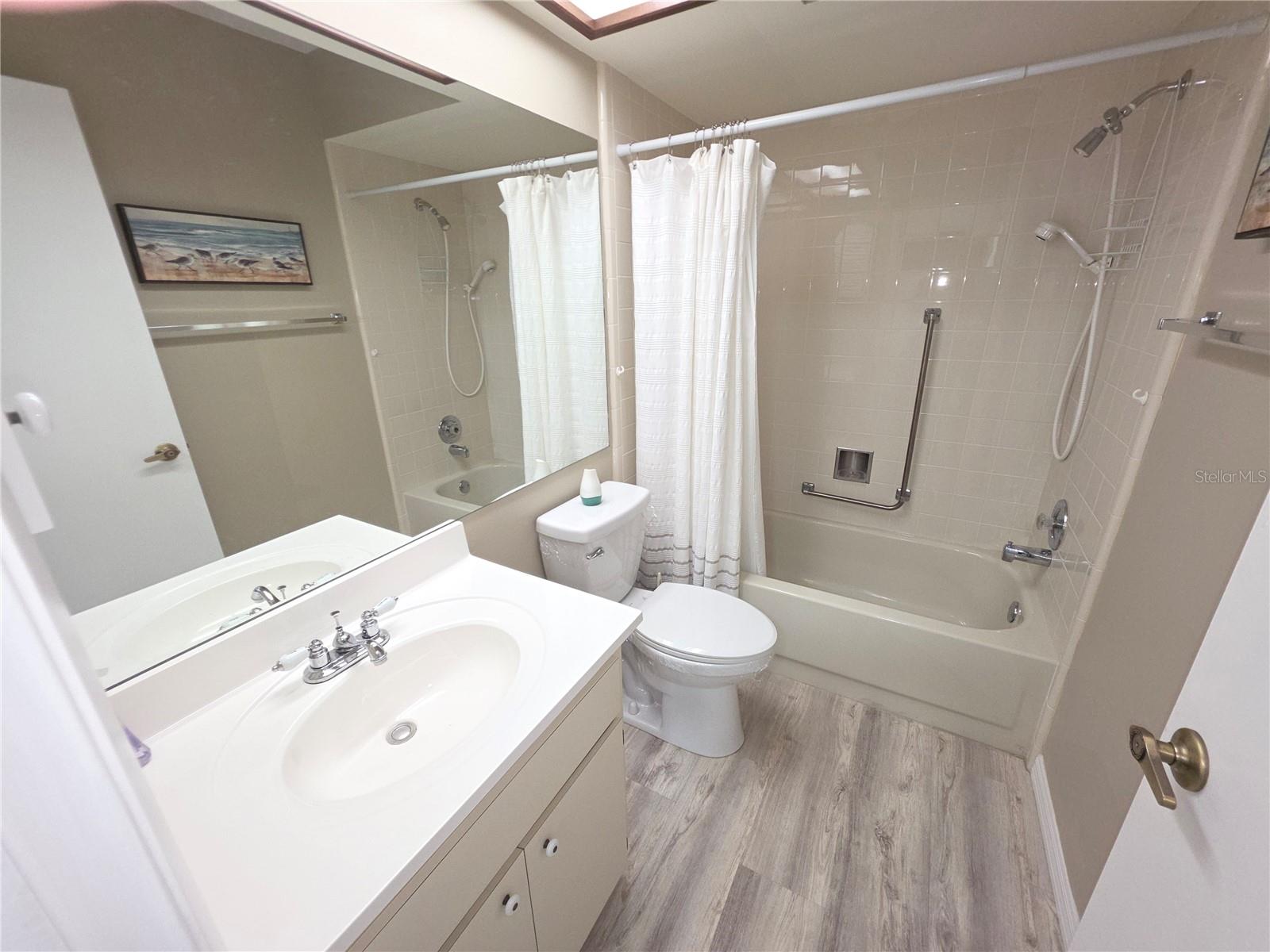 Image 20 of 35 For 6645 Brambleleaf Drive