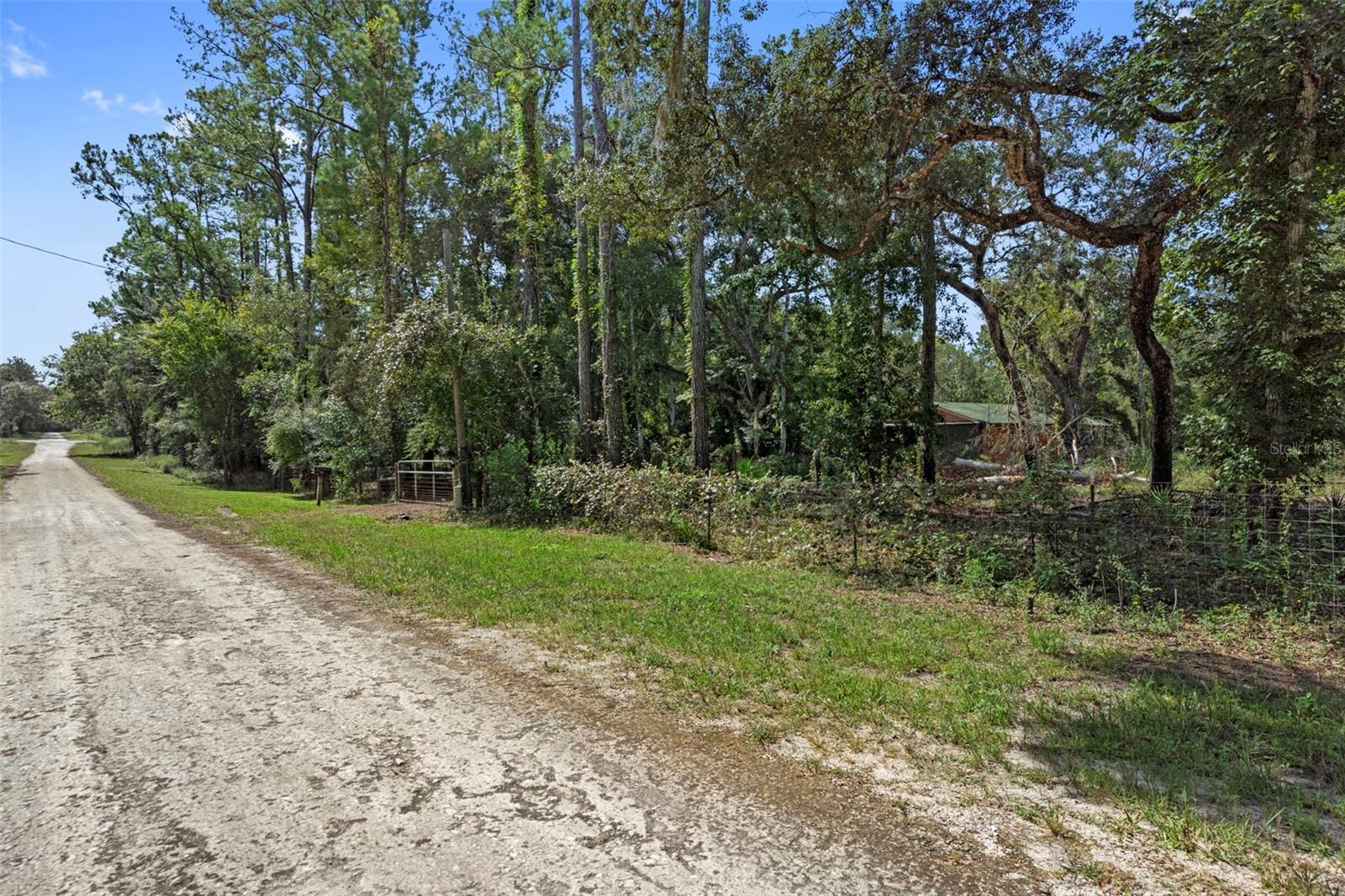 Image 10 of 23 For 7055 Karwich Avenue