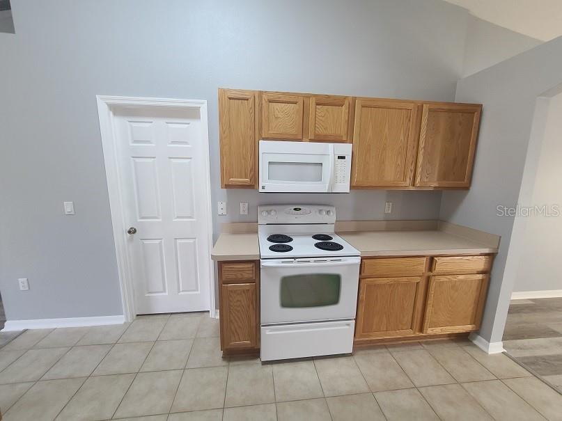 Image 11 of 25 For 6425 Grapewood Road