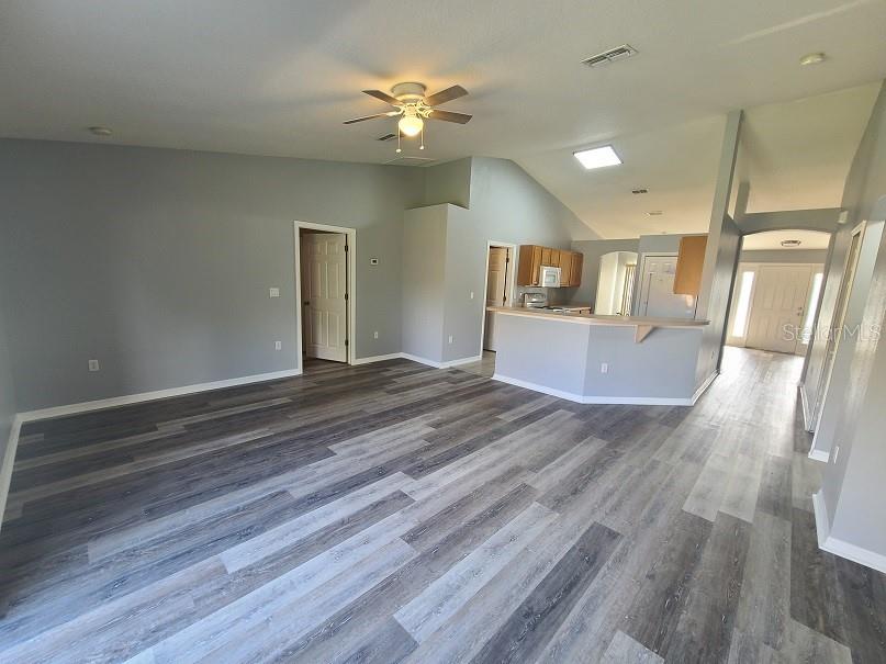Image 7 of 25 For 6425 Grapewood Road