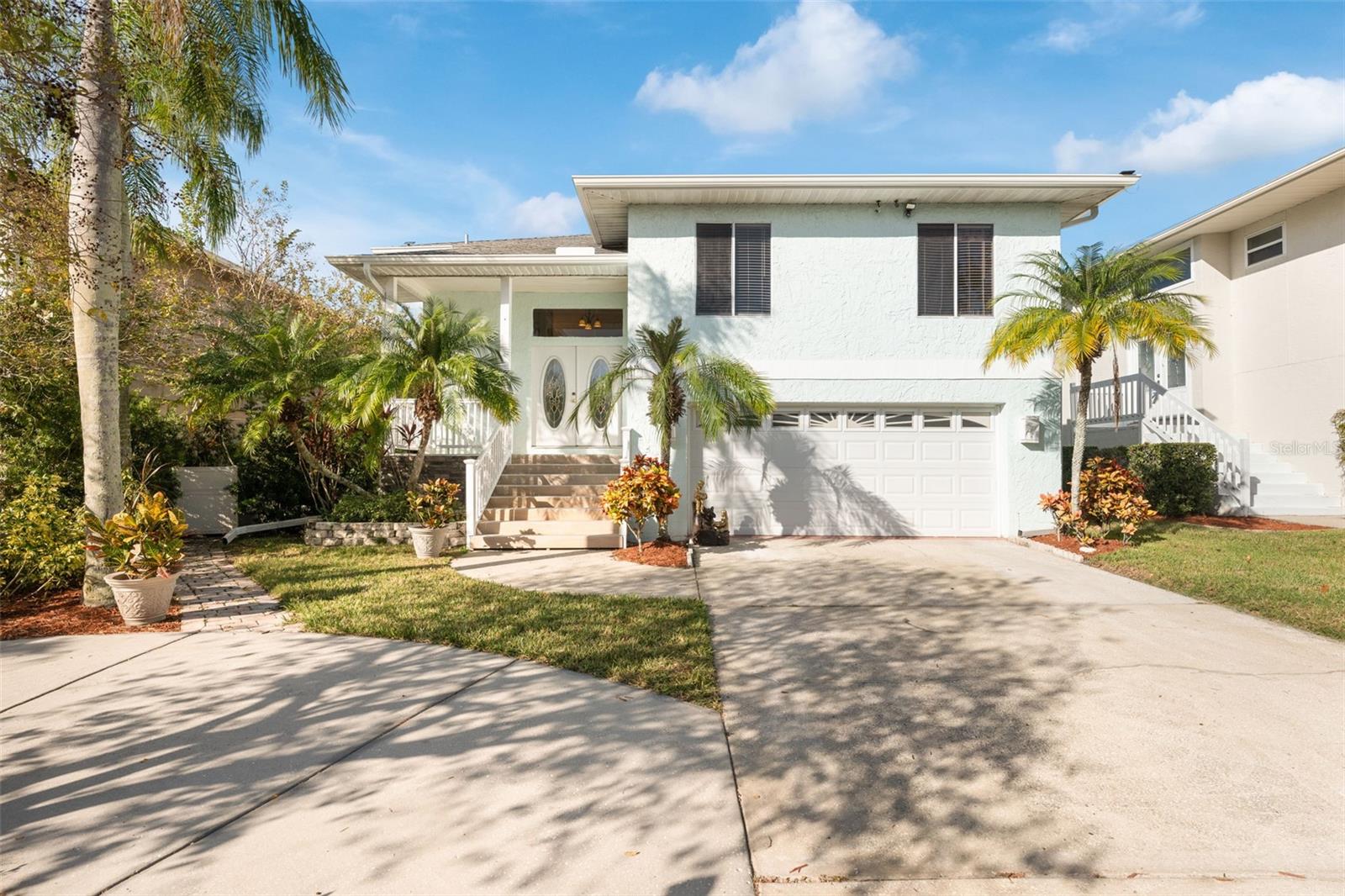 Image 2 of 84 For 6225 Bayside Drive