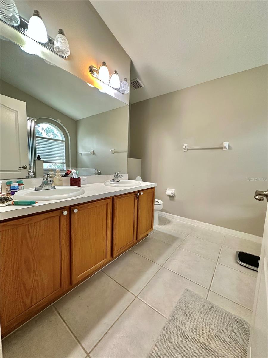 Image 14 of 23 For 4737 Ayrshire Drive