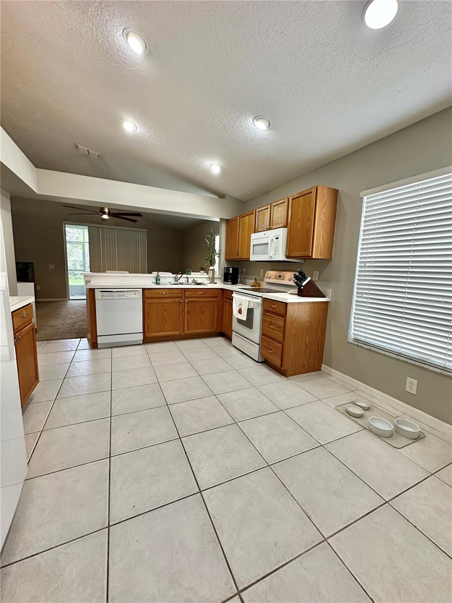 Image 6 of 23 For 4737 Ayrshire Drive