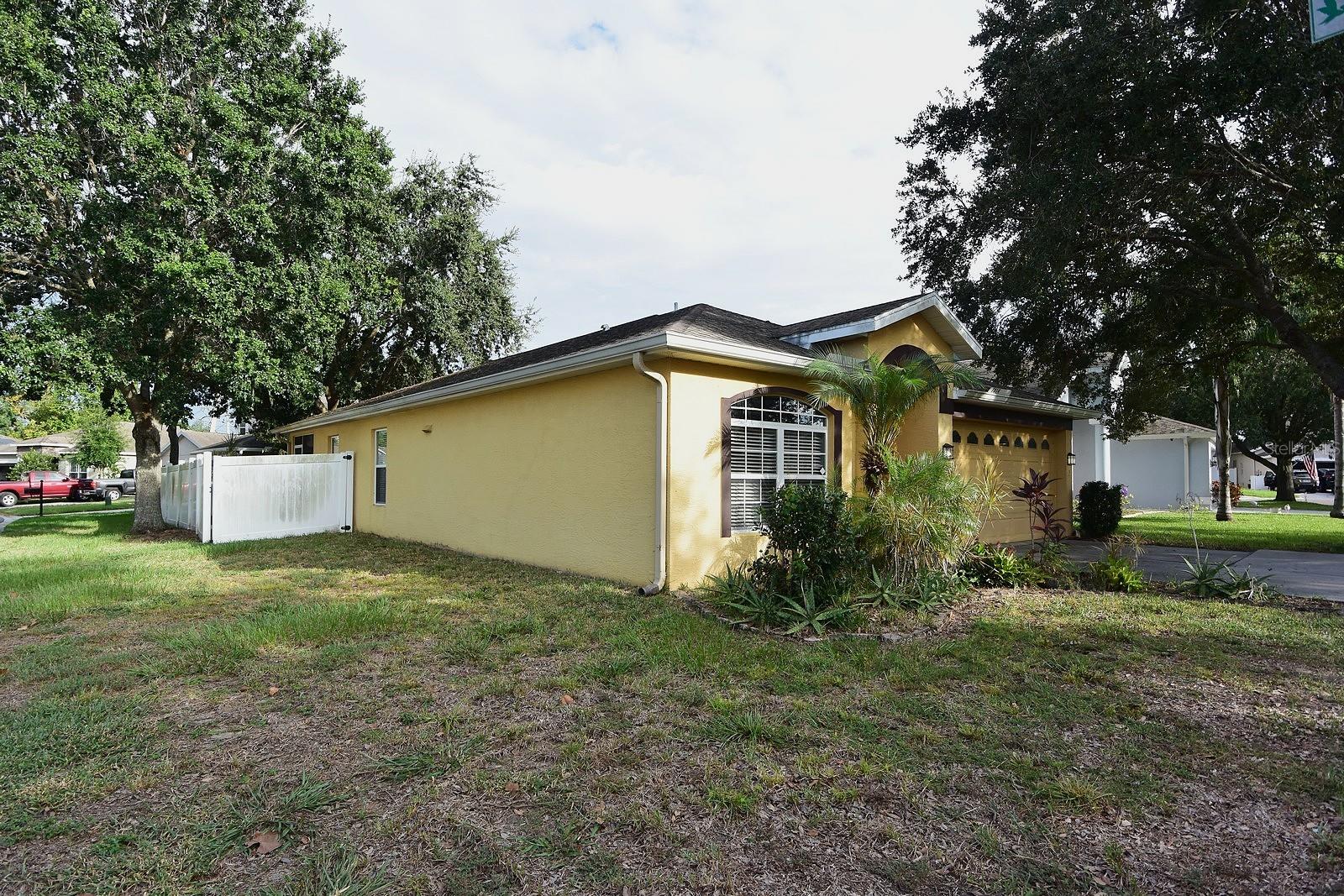 Image 30 of 35 For 7814 Brisbane Court