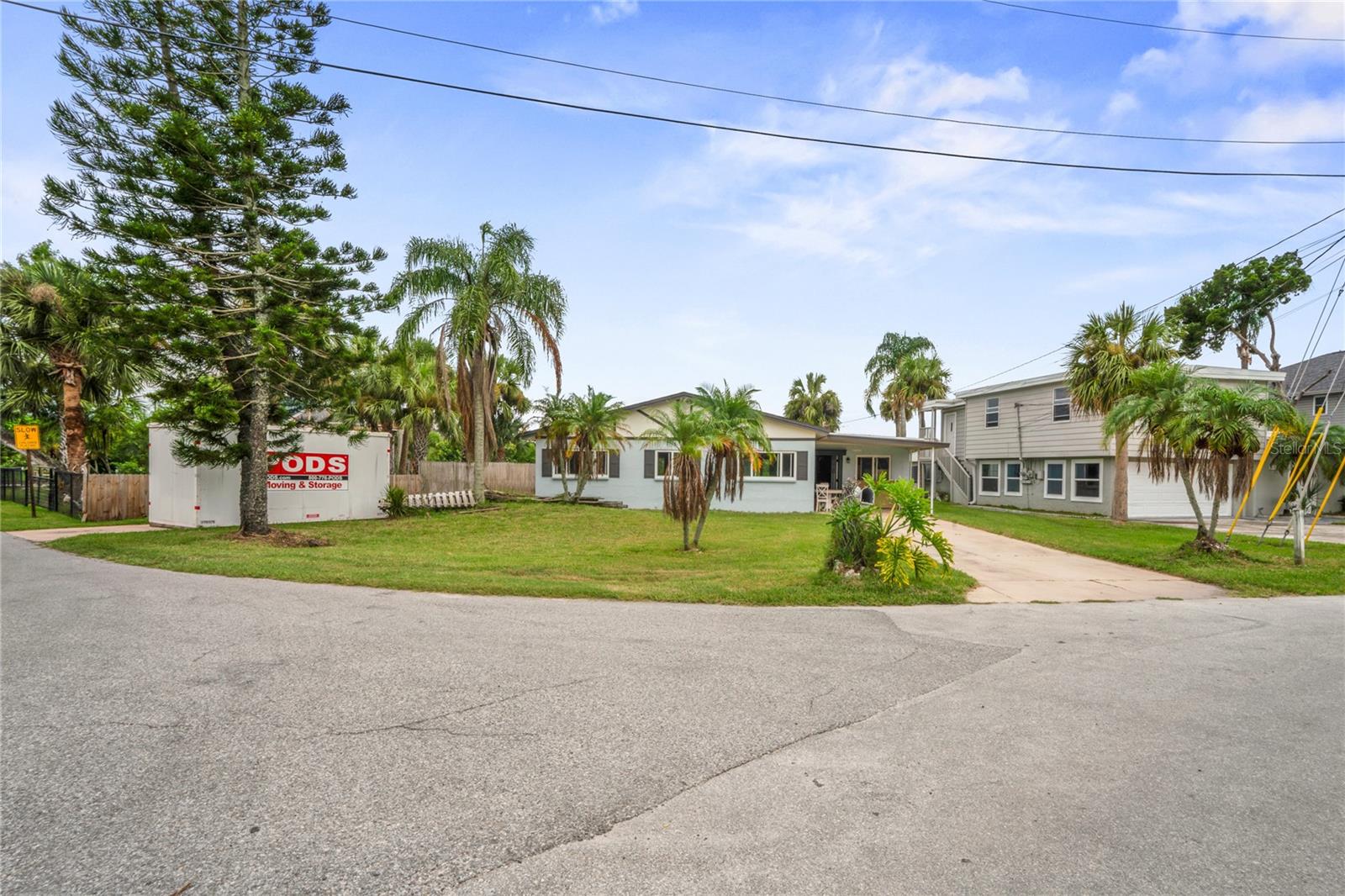 Image 3 of 42 For 7737 Deedra Circle