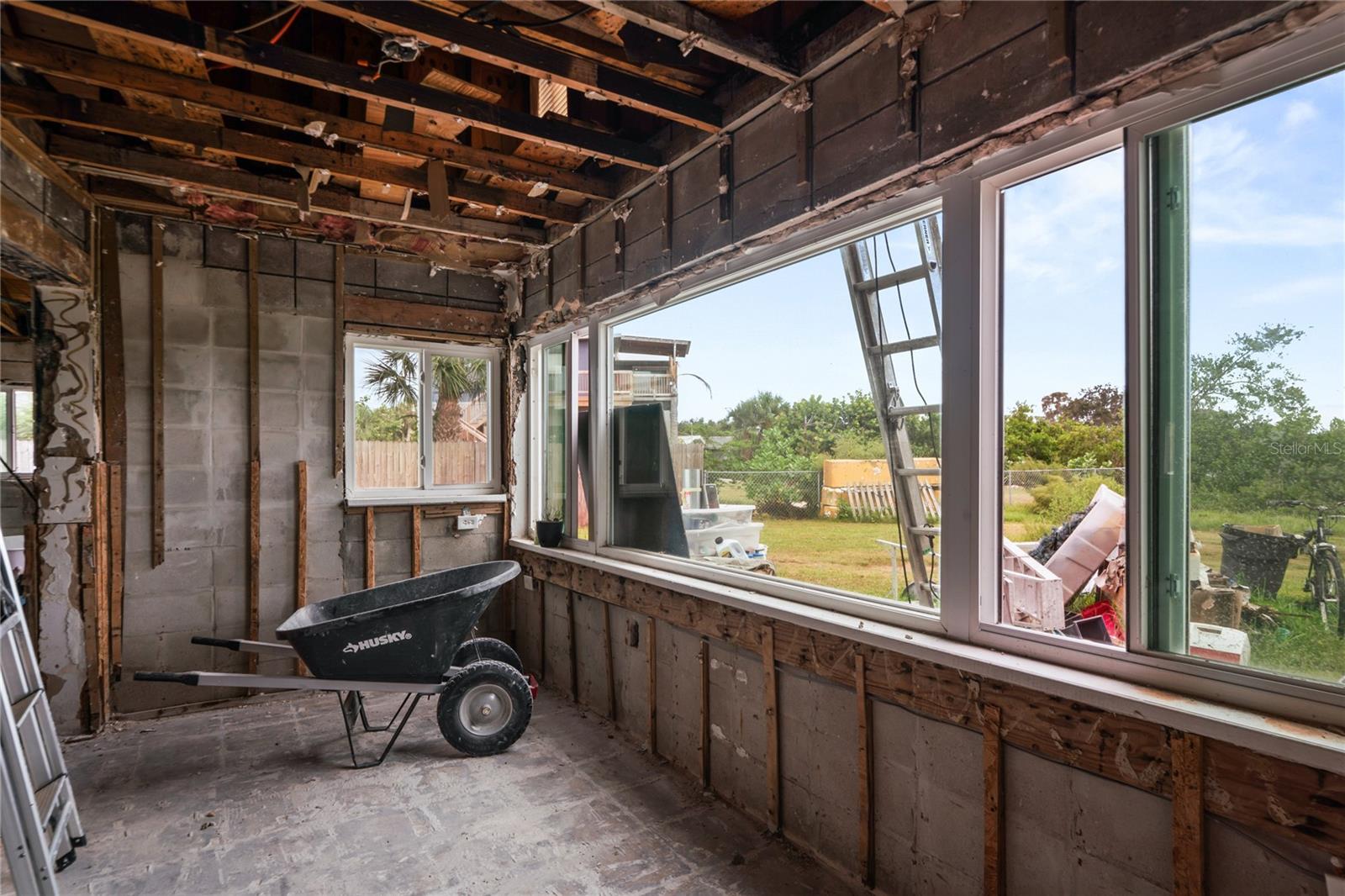 Image 8 of 42 For 7737 Deedra Circle