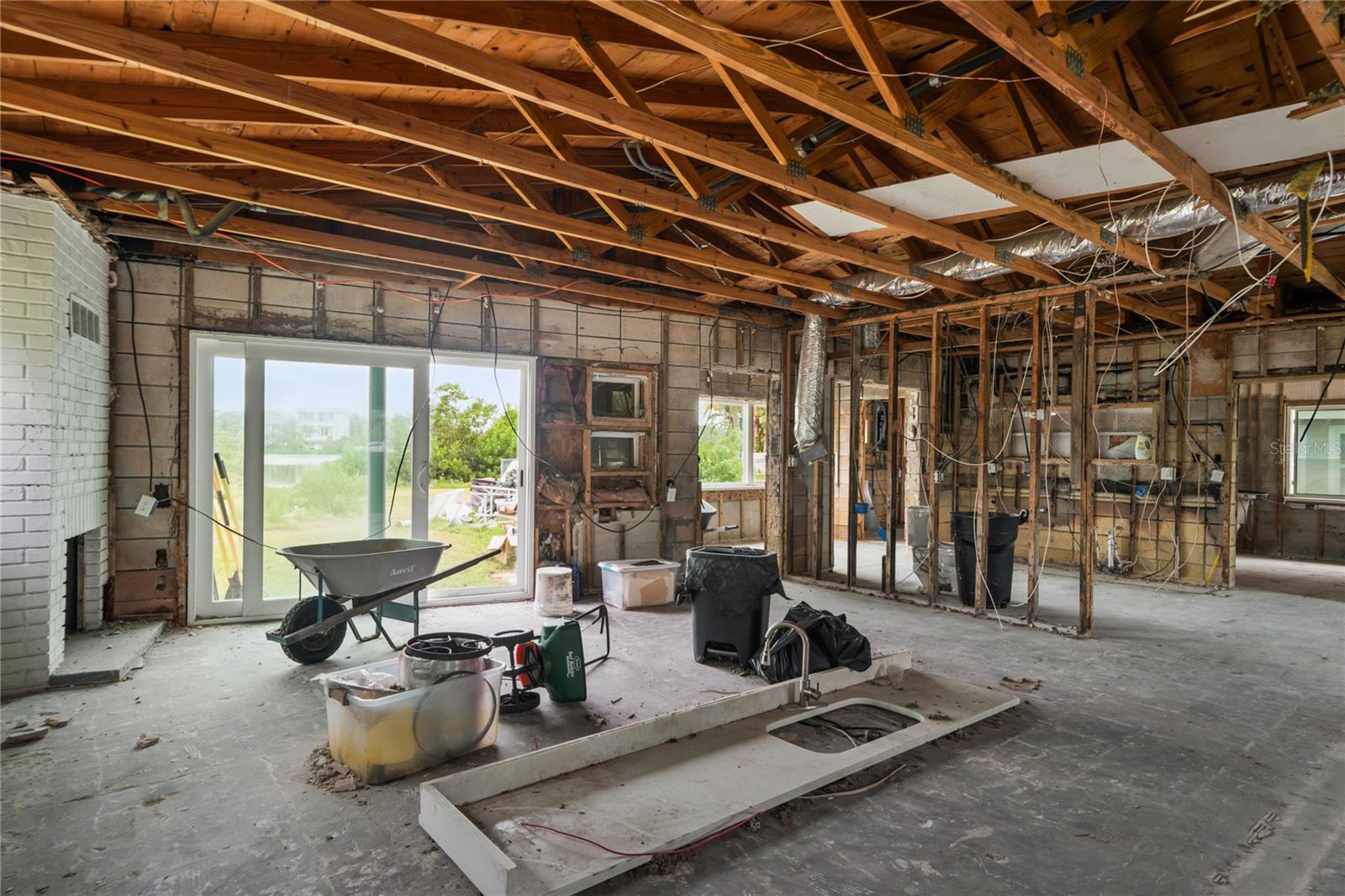 Image 9 of 42 For 7737 Deedra Circle