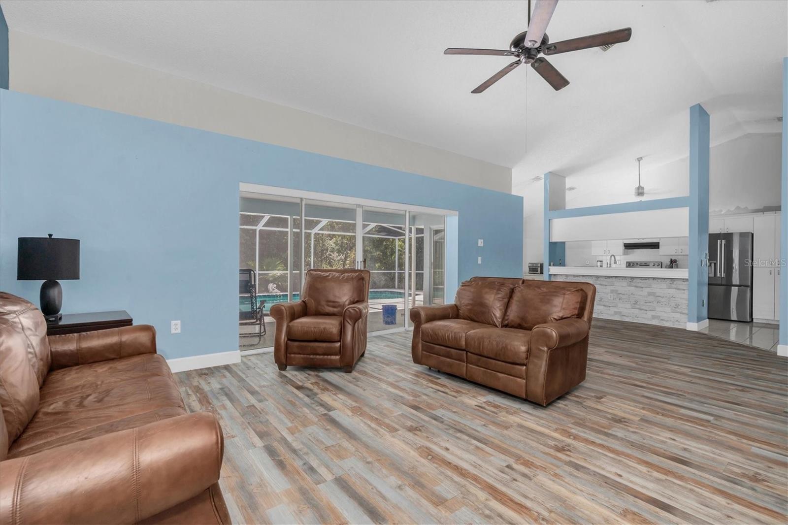 Image 3 of 45 For 1608 Kinsmere Drive
