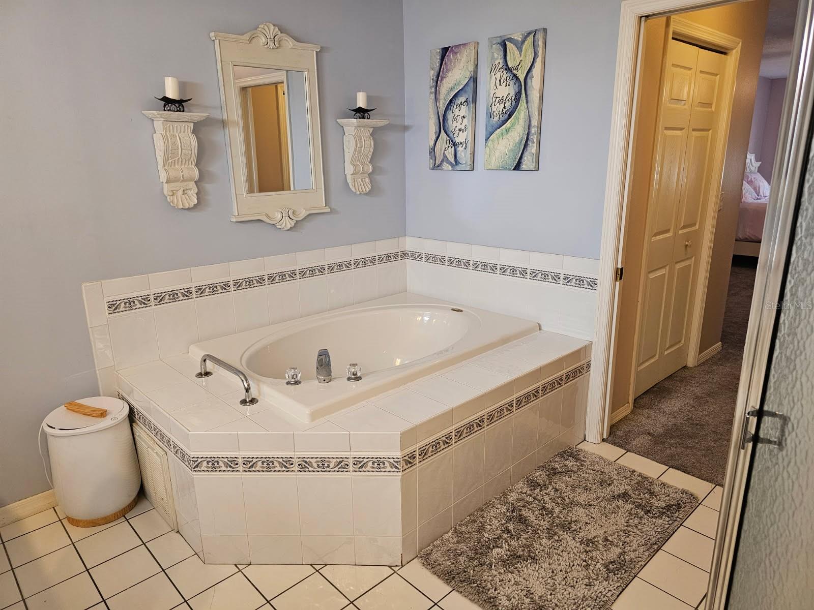 Image 15 of 77 For 8359 Dunnellon Road