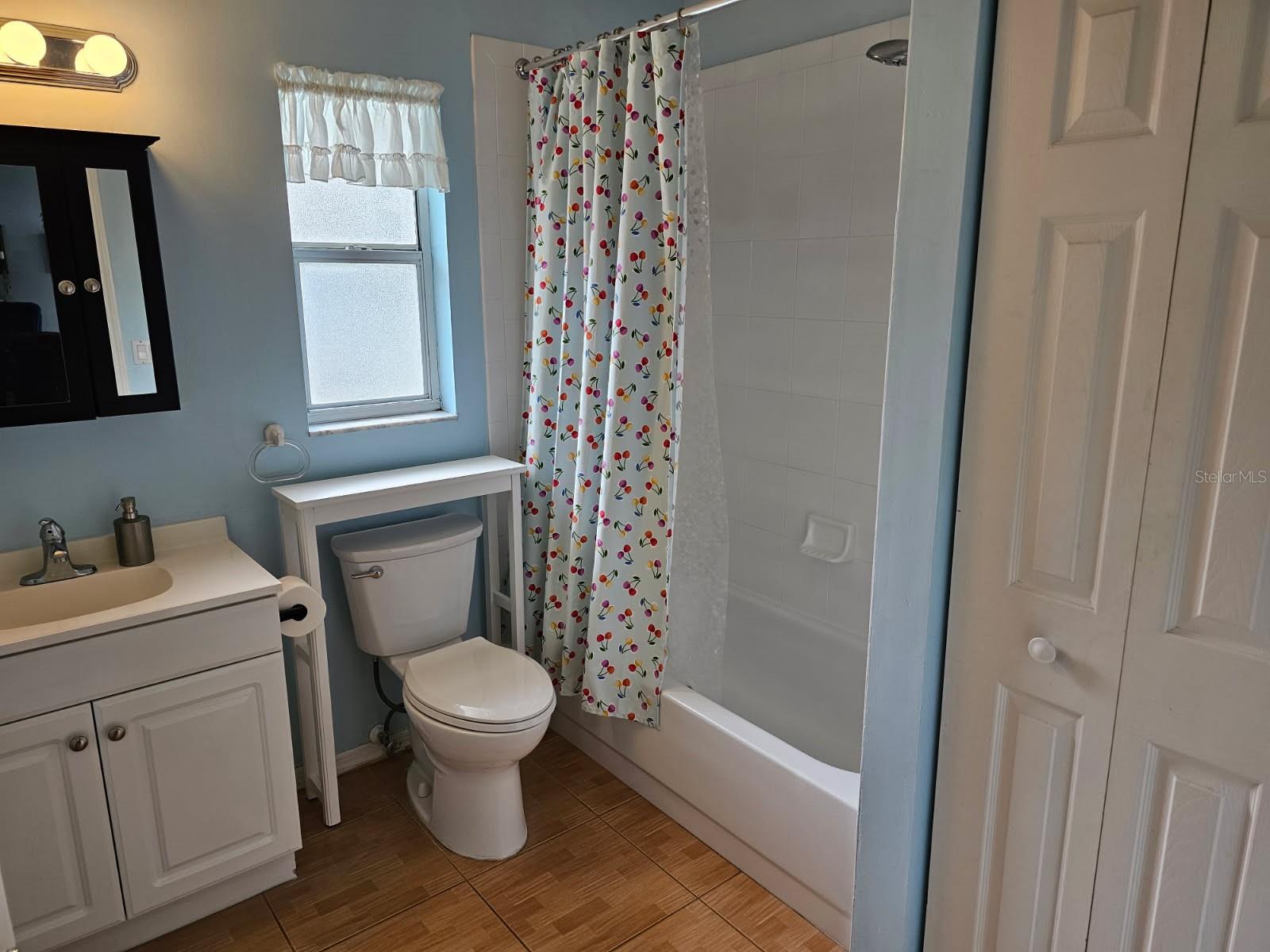 Image 19 of 77 For 8359 Dunnellon Road