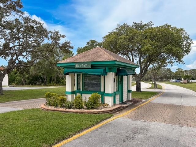 Image 3 of 77 For 8359 Dunnellon Road