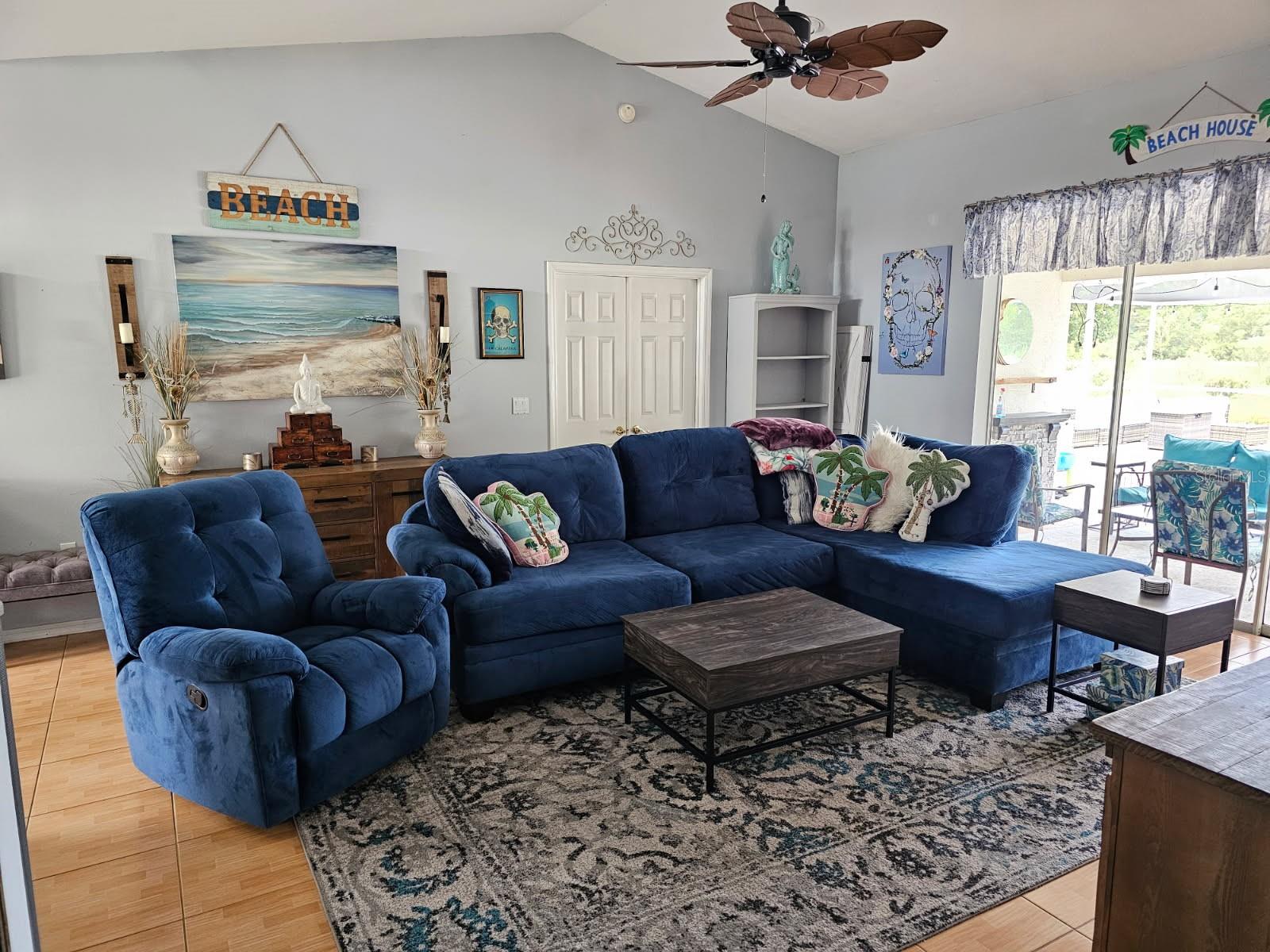 Image 7 of 77 For 8359 Dunnellon Road