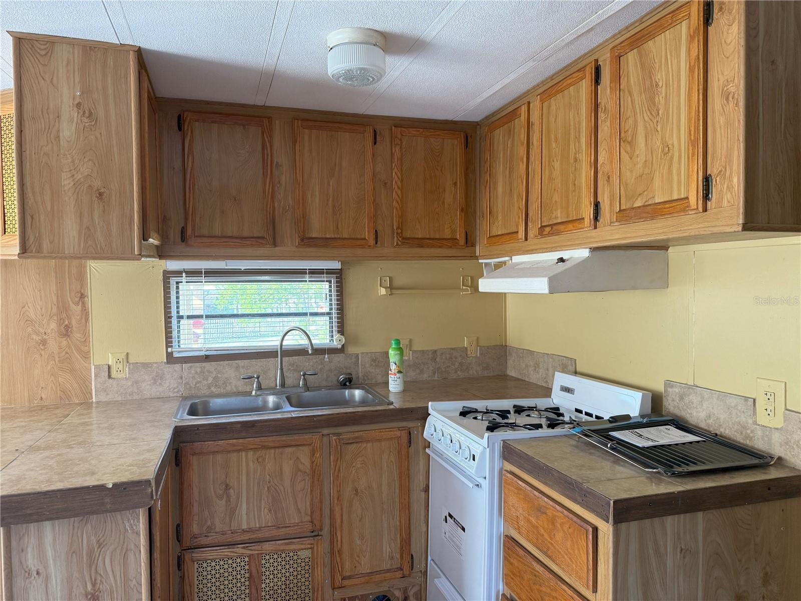 Image 4 of 6 For 9315 Stingray Drive