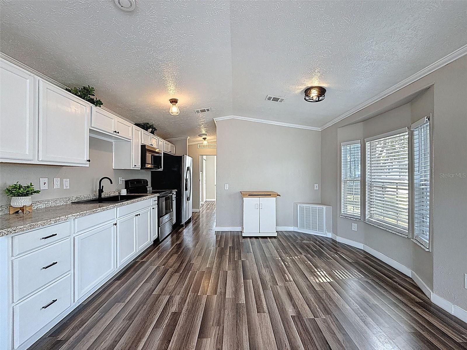 Image 13 of 48 For 9440 Cougar Drive