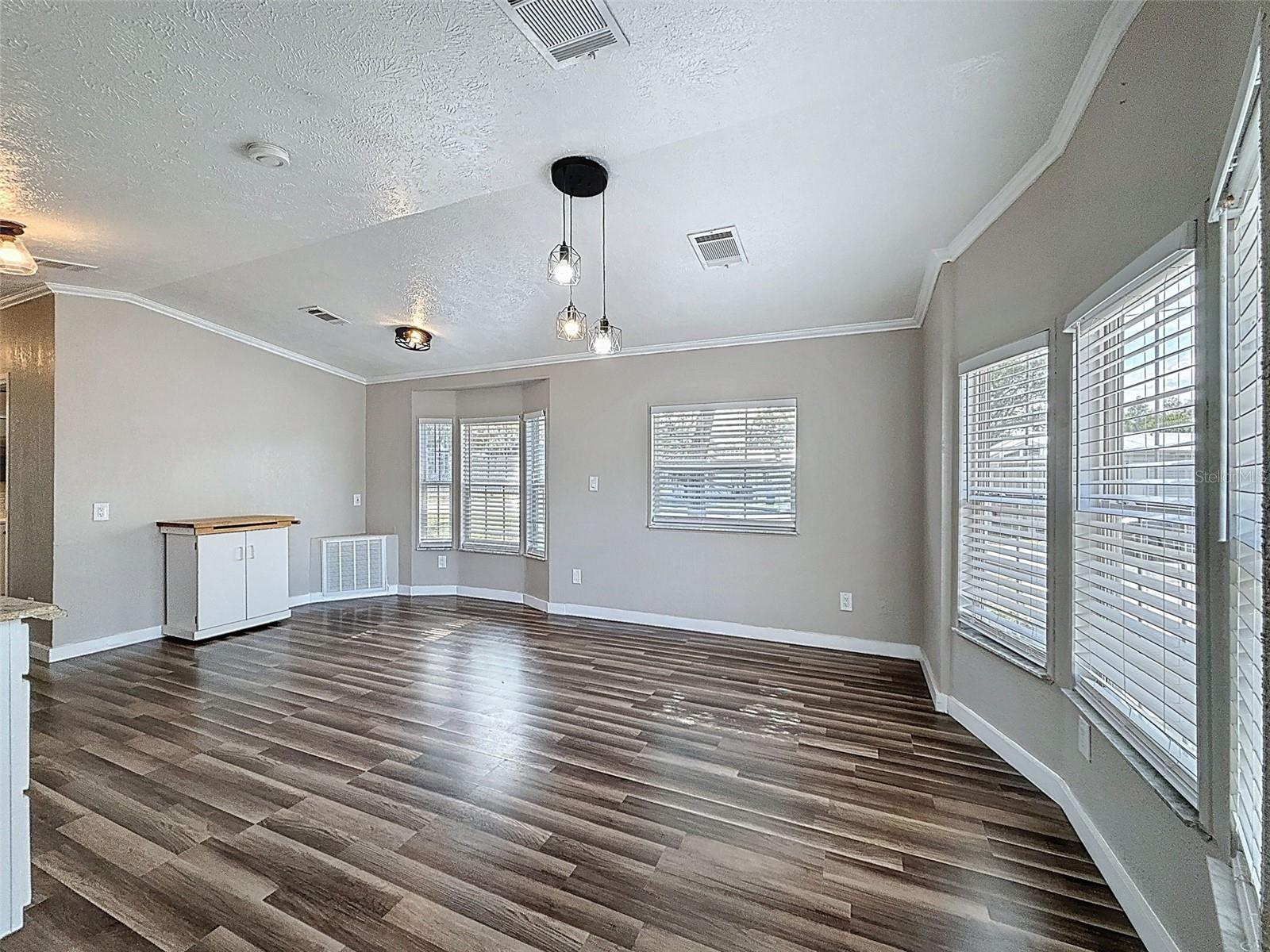 Image 18 of 48 For 9440 Cougar Drive
