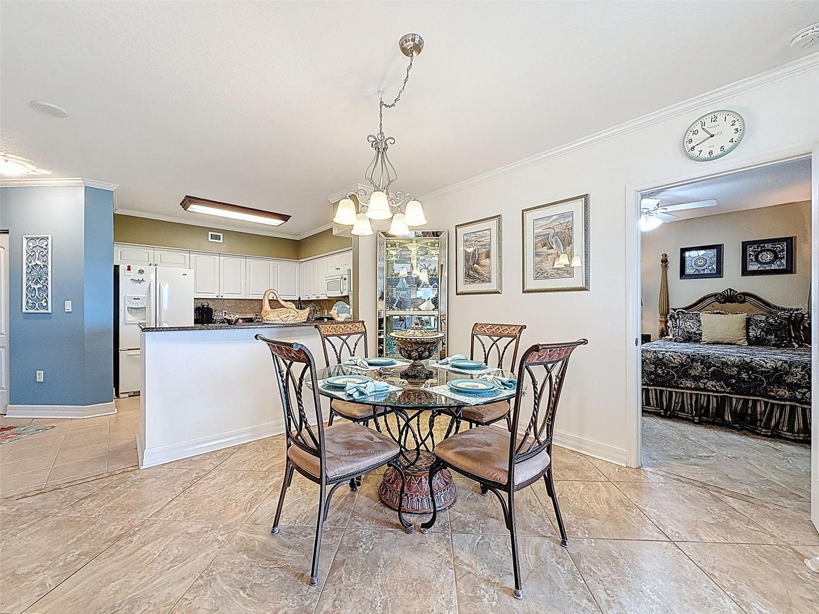 Image 10 of 42 For 4516 Seagull Drive 501