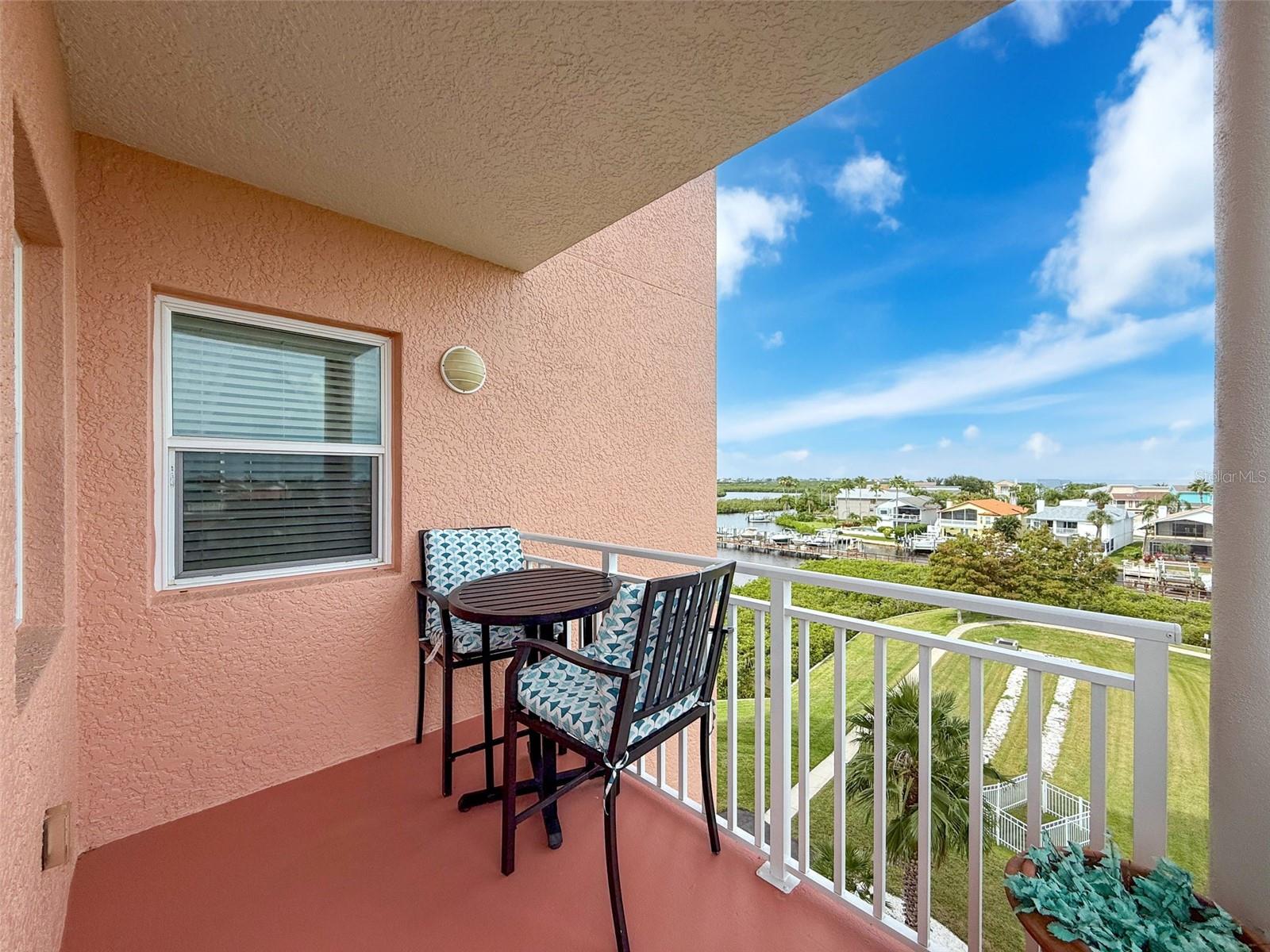 Image 25 of 42 For 4516 Seagull Drive 501