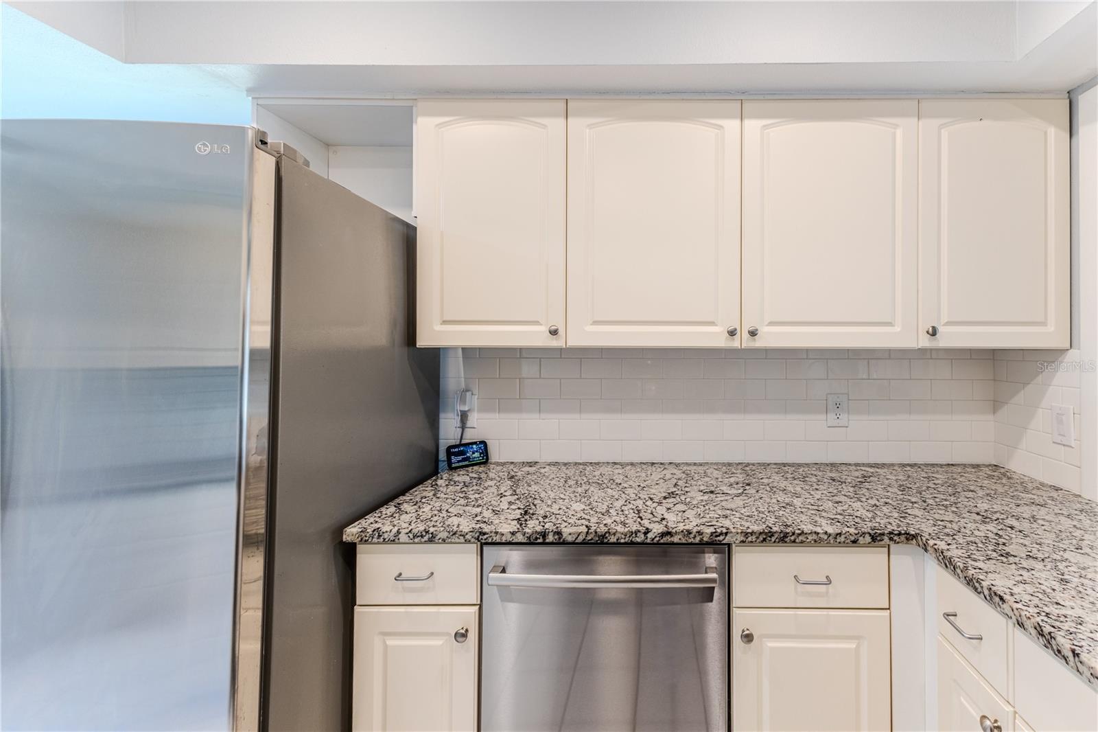 Image 25 of 50 For 6428 Plantation Road