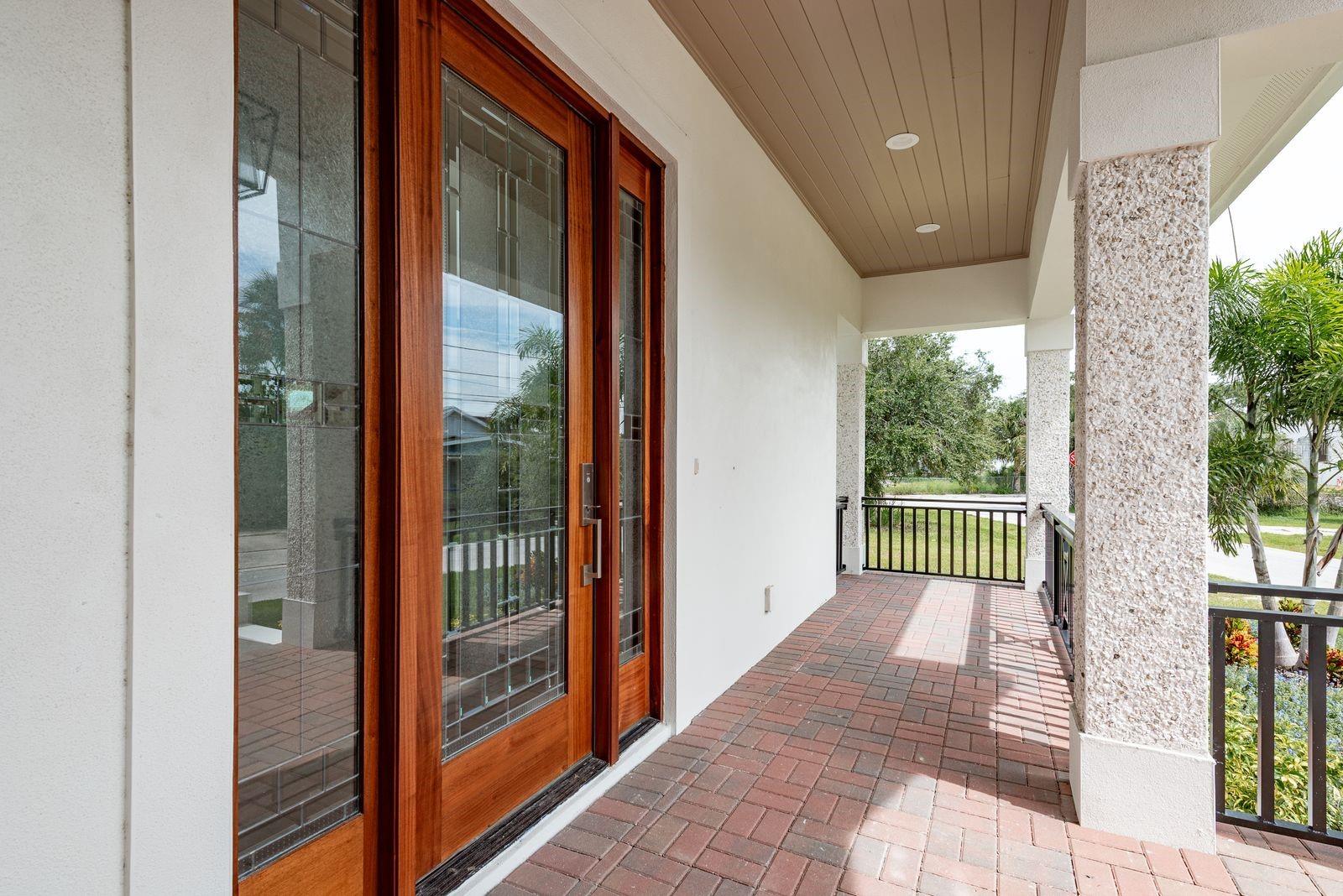 Image 5 of 46 For 35 Acacia Street