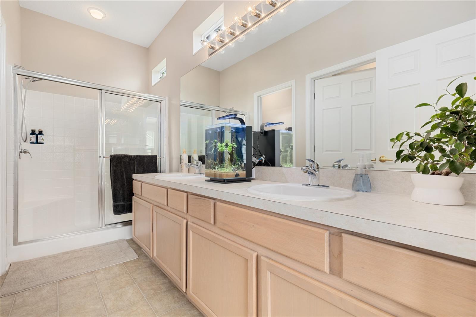 Image 16 of 26 For 21433 Diamonte Drive