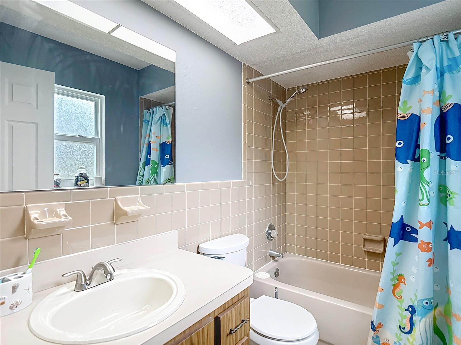 Image 22 of 39 For 7924 Royal Stewart Drive