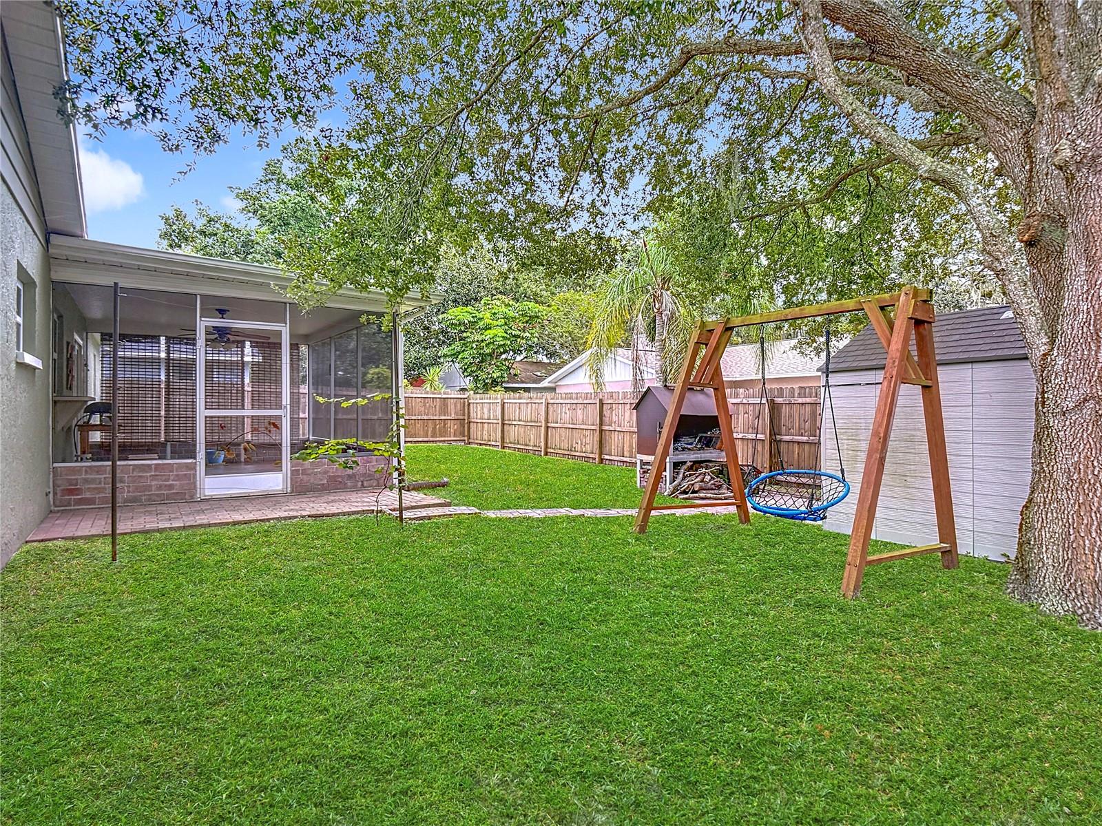 Image 35 of 39 For 7924 Royal Stewart Drive