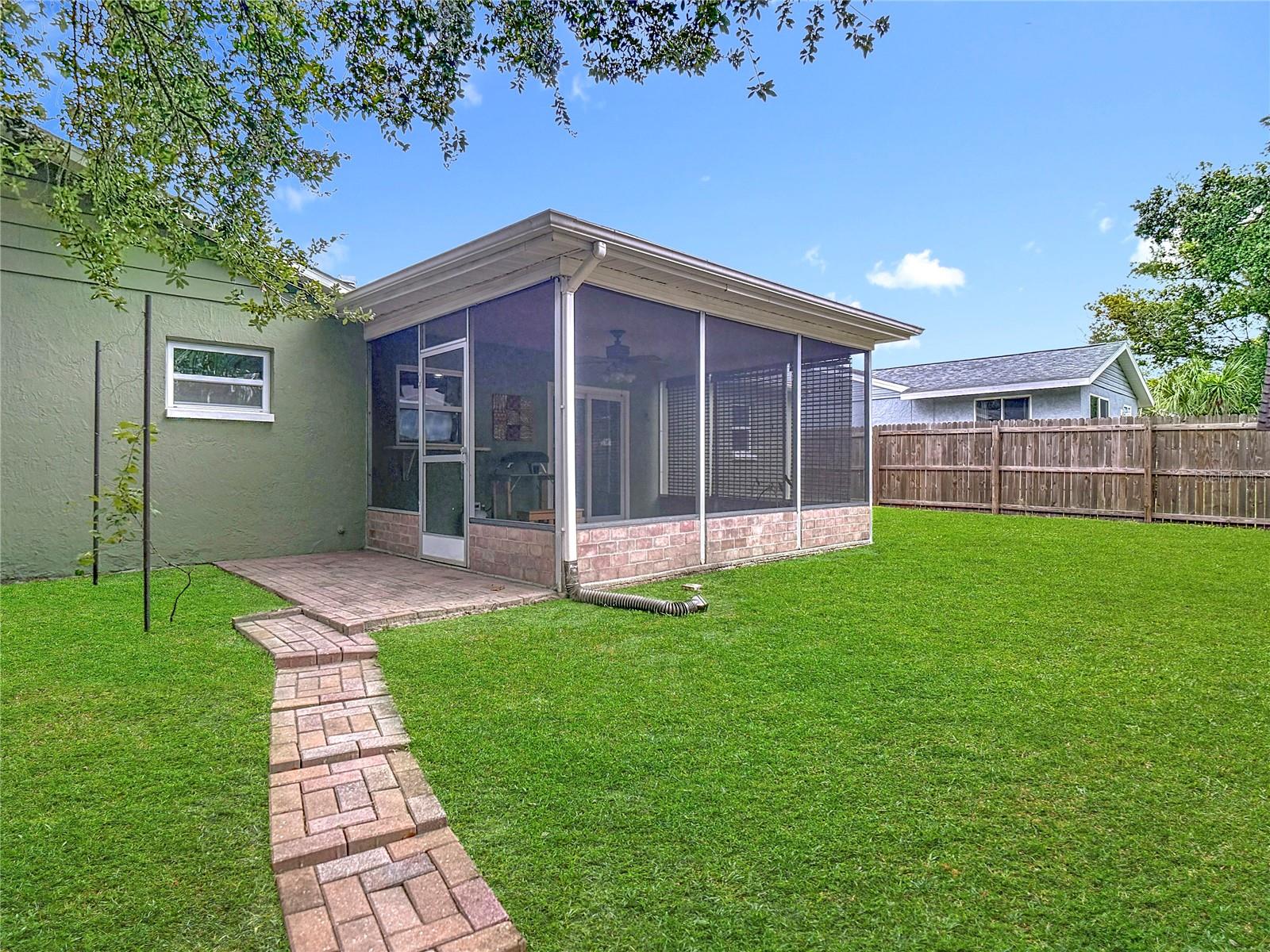Image 36 of 39 For 7924 Royal Stewart Drive