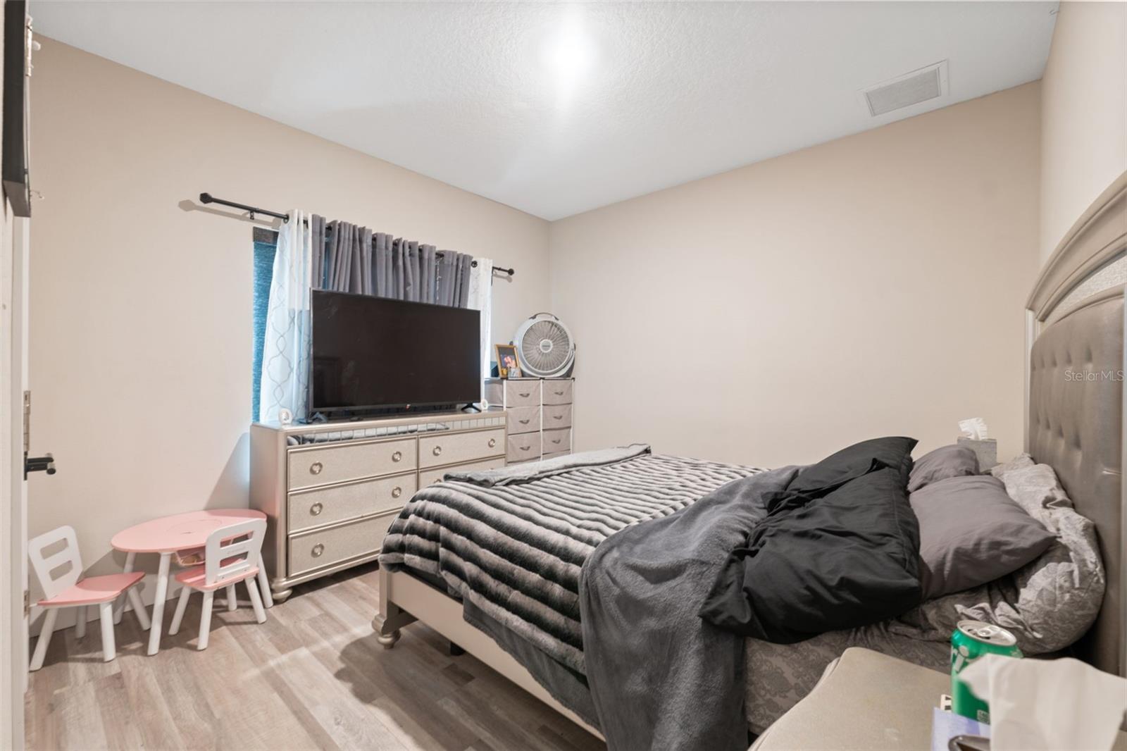 Listing photo id 13 for 13073 Jaywalk Road