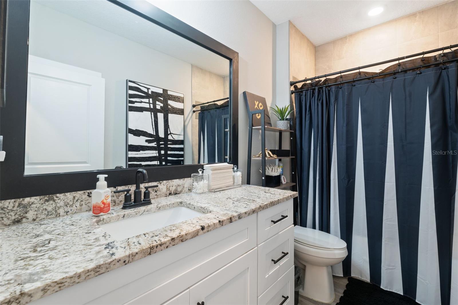 Listing photo id 14 for 13073 Jaywalk Road