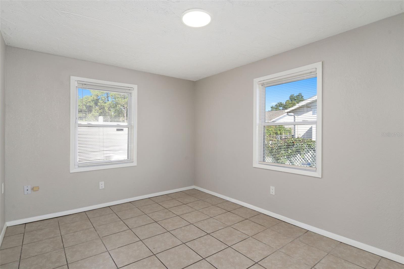 Image 21 of 37 For 6307 Tralee Avenue