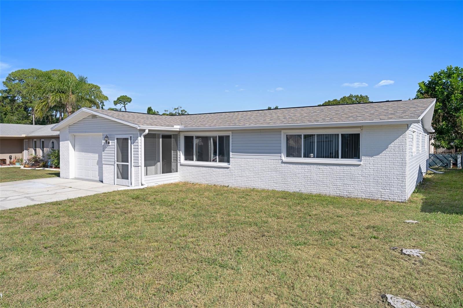 Image 3 of 37 For 6307 Tralee Avenue