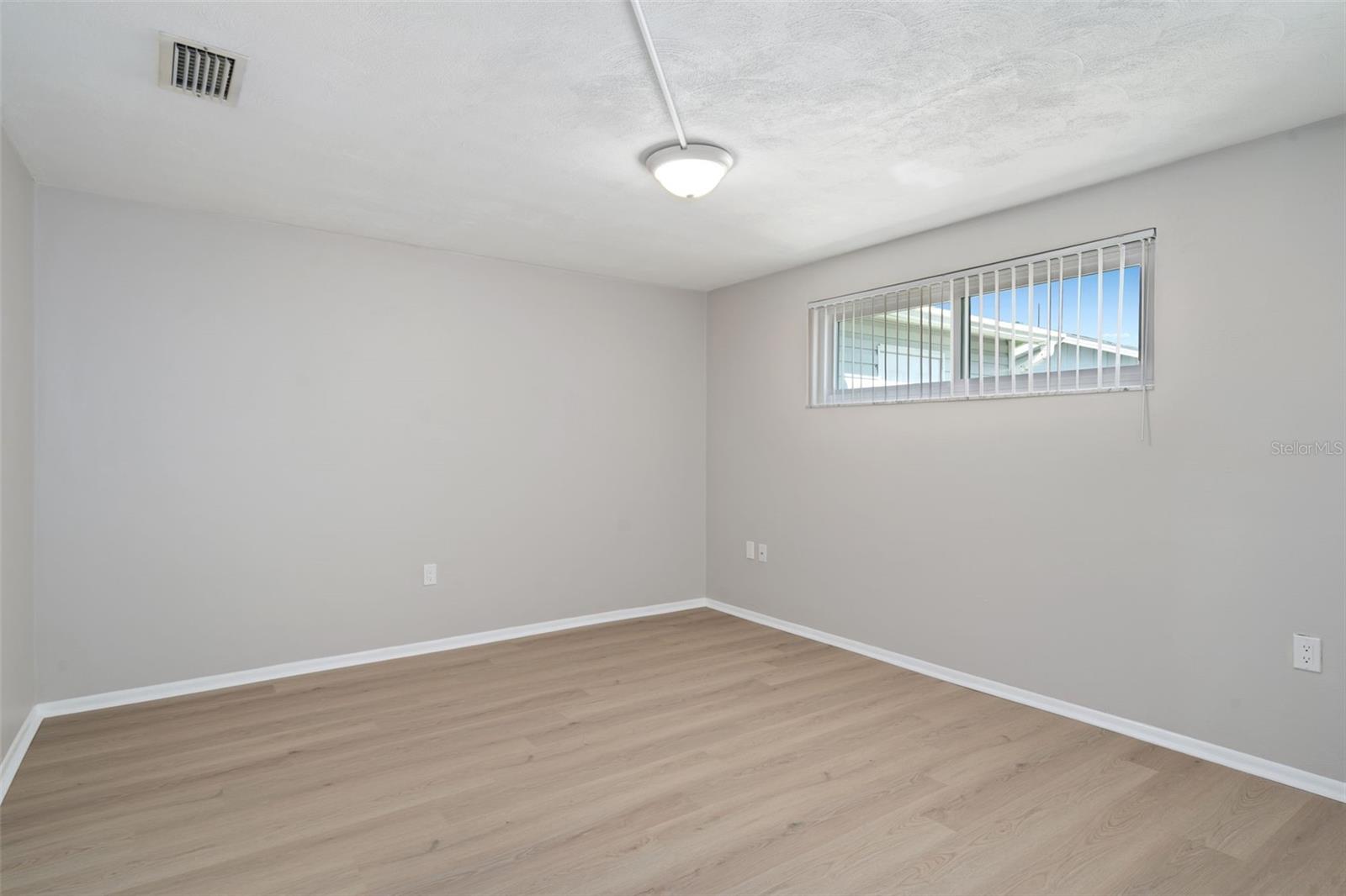 Image 33 of 37 For 6307 Tralee Avenue