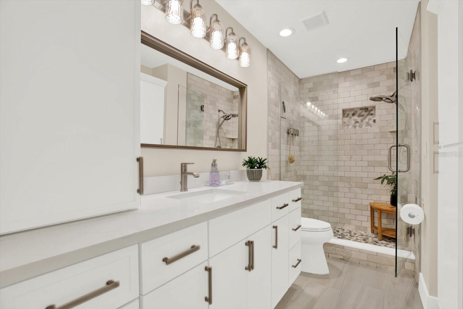 Image 13 of 38 For 6440 River Run Boulevard 1305