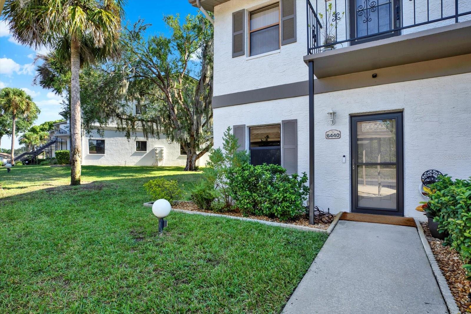 Image 2 of 38 For 6440 River Run Boulevard 1305