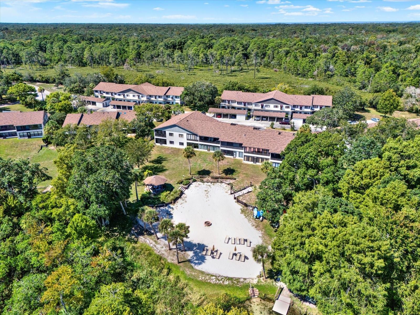Image 32 of 38 For 6440 River Run Boulevard 1305