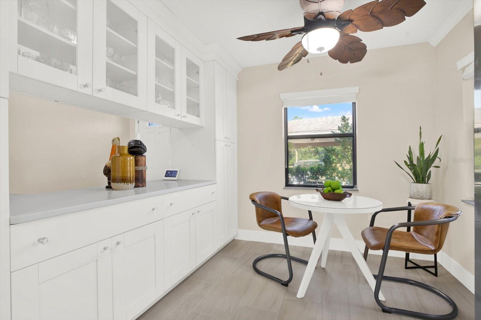 Image 9 of 38 For 6440 River Run Boulevard 1305