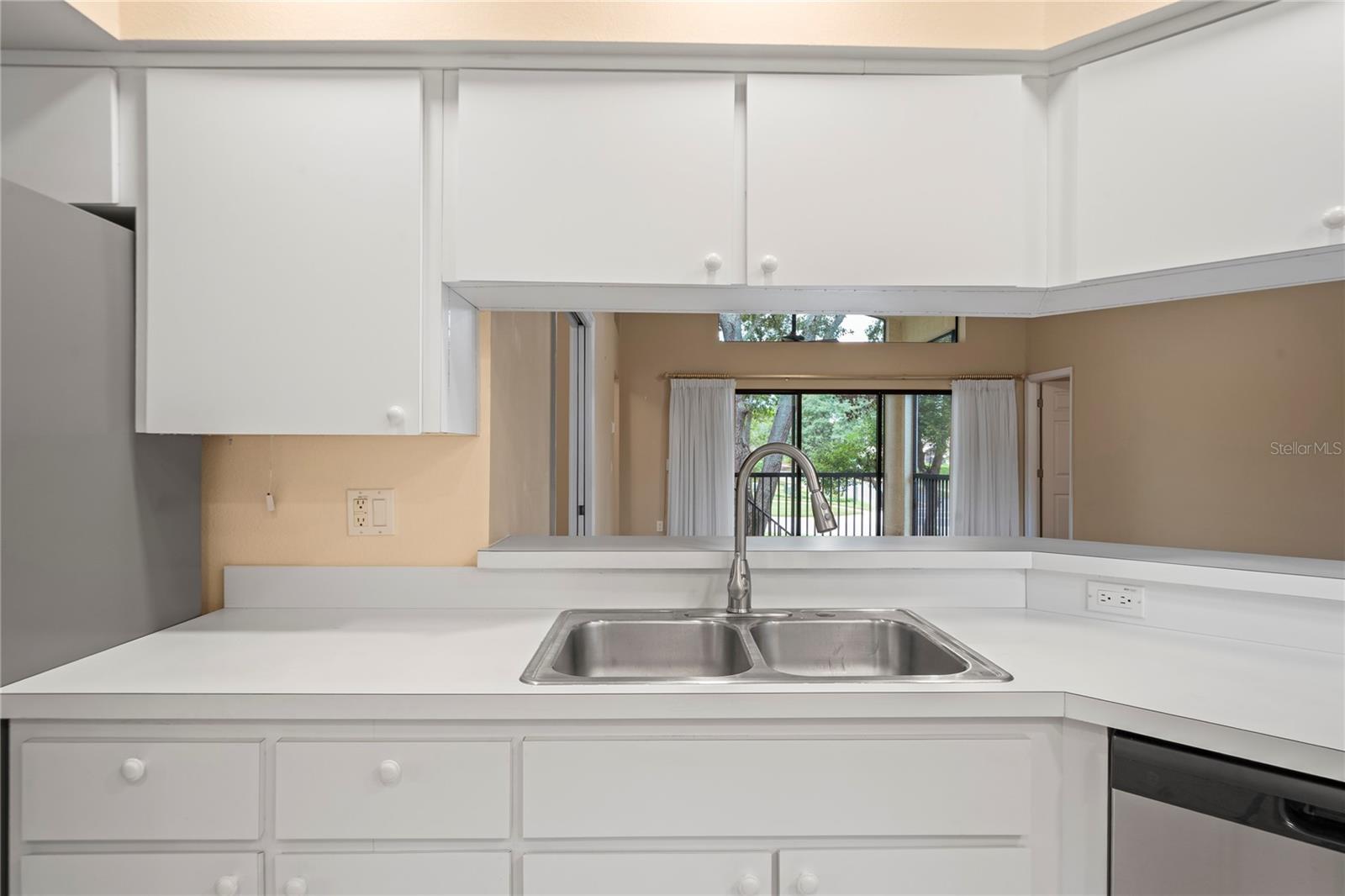 Listing photo id 18 for 11255 Copley Court