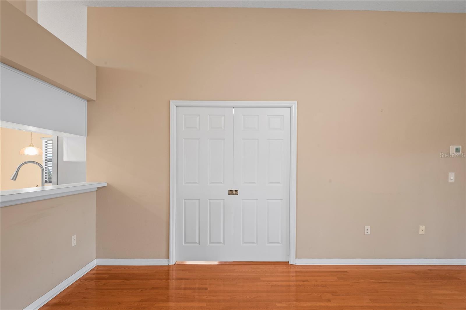 Listing photo id 34 for 11255 Copley Court