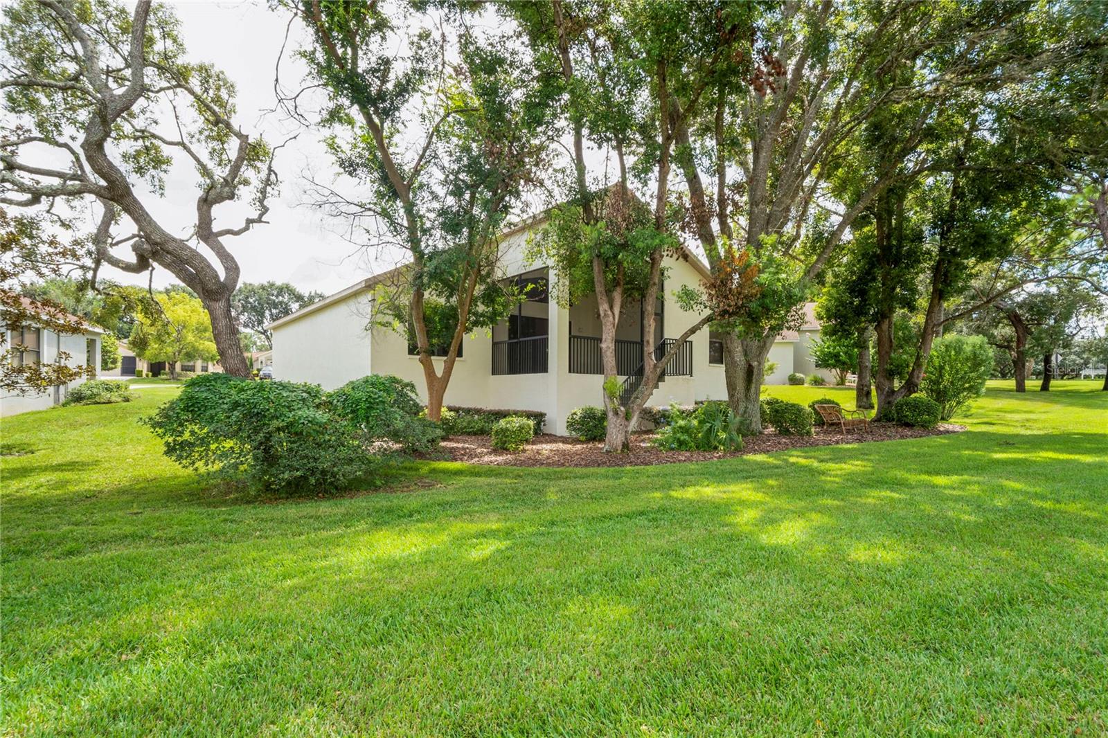 Listing photo id 46 for 11255 Copley Court