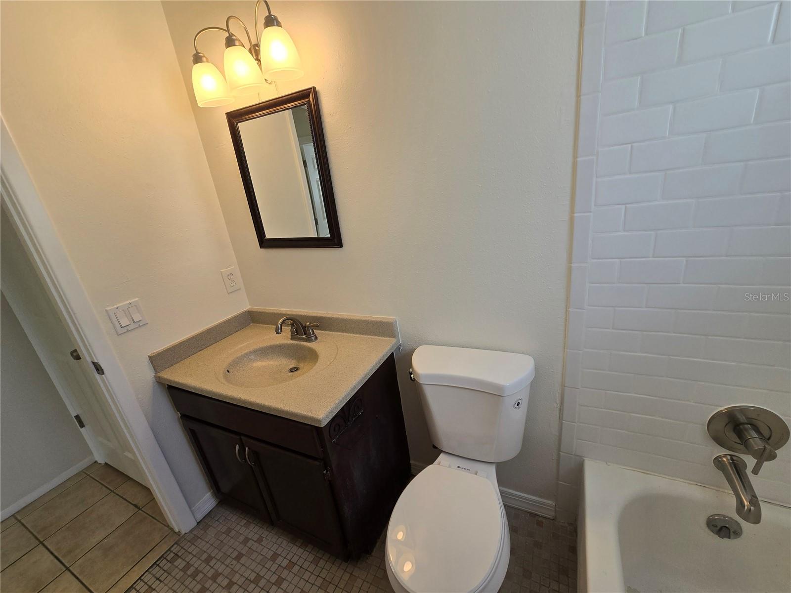 Image 16 of 20 For 12804 Kellywood Circle