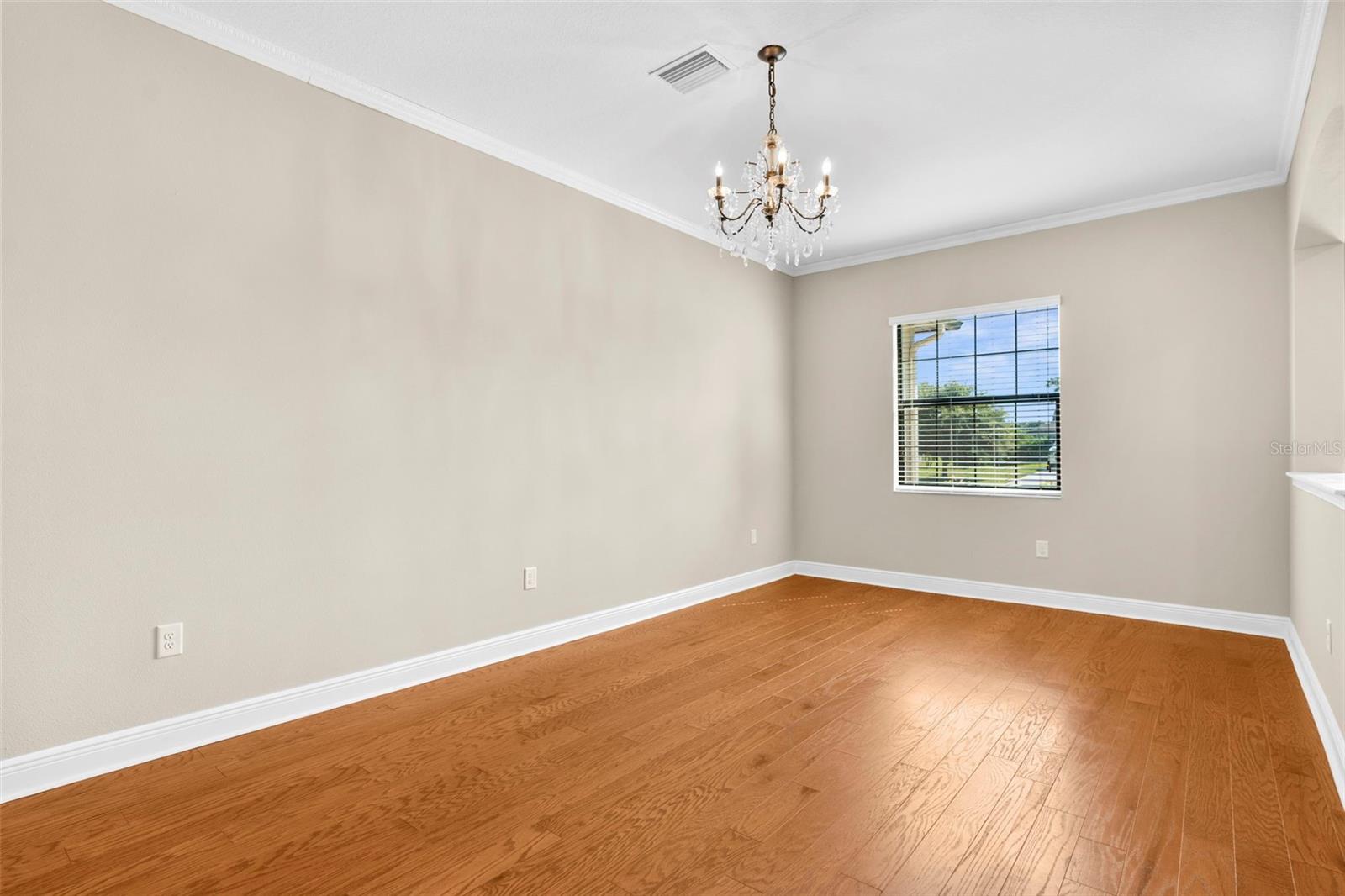 Image 9 of 65 For 1067 Beckon Court