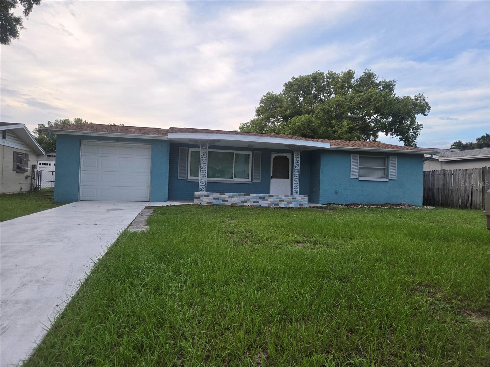 Listing Details for 5307 Whippoorwill Drive, HOLIDAY, FL 34690
