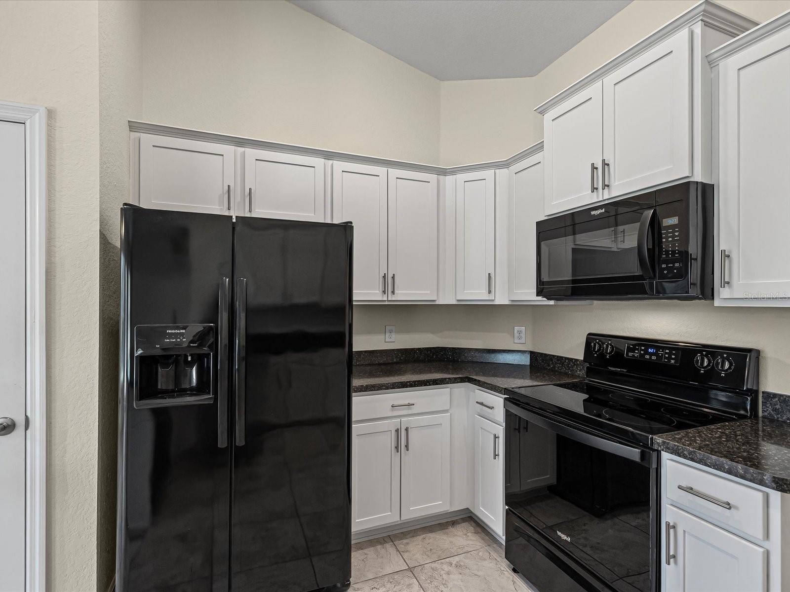 Image 17 of 39 For 12498 Stevie Marie Court